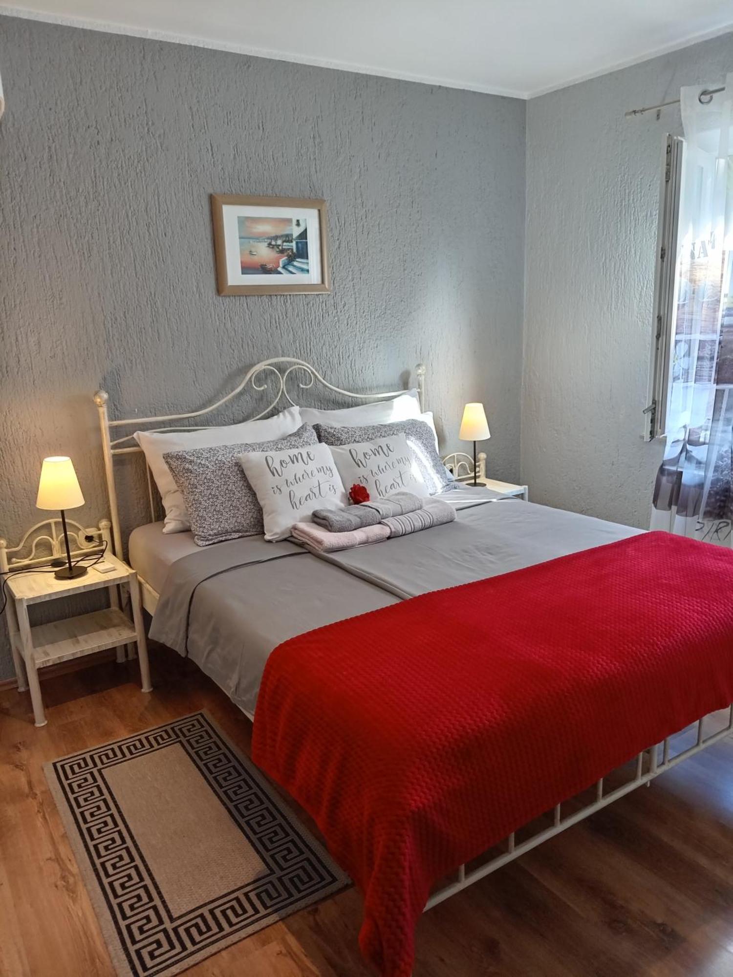 Apartments Sven-Marino Poreč Eksteriør bilde