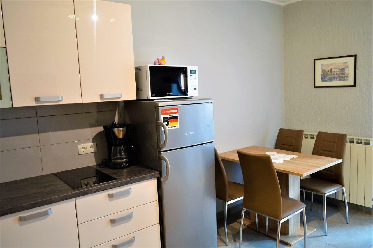 Apartments Sven-Marino Poreč Eksteriør bilde