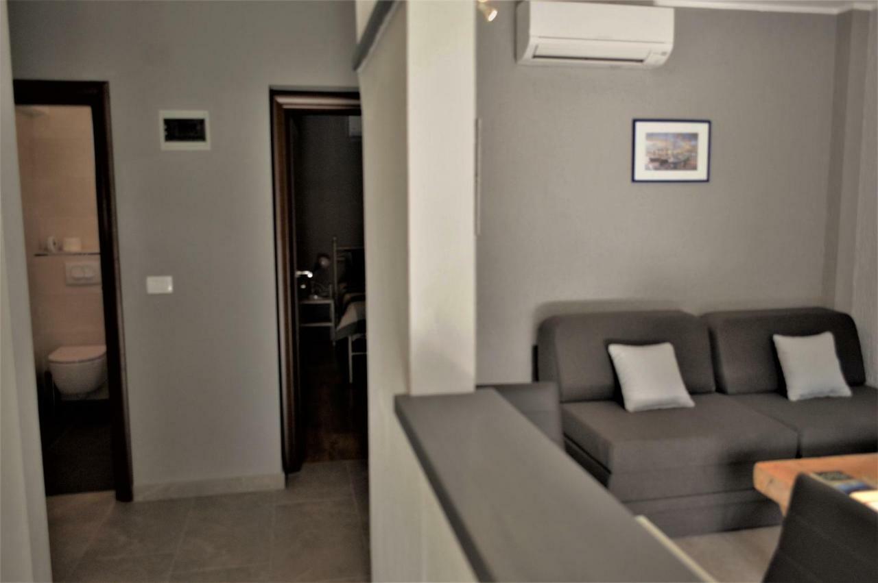 Apartments Sven-Marino Poreč Eksteriør bilde