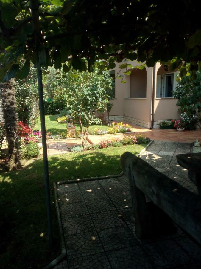 Apartments Sven-Marino Poreč Eksteriør bilde