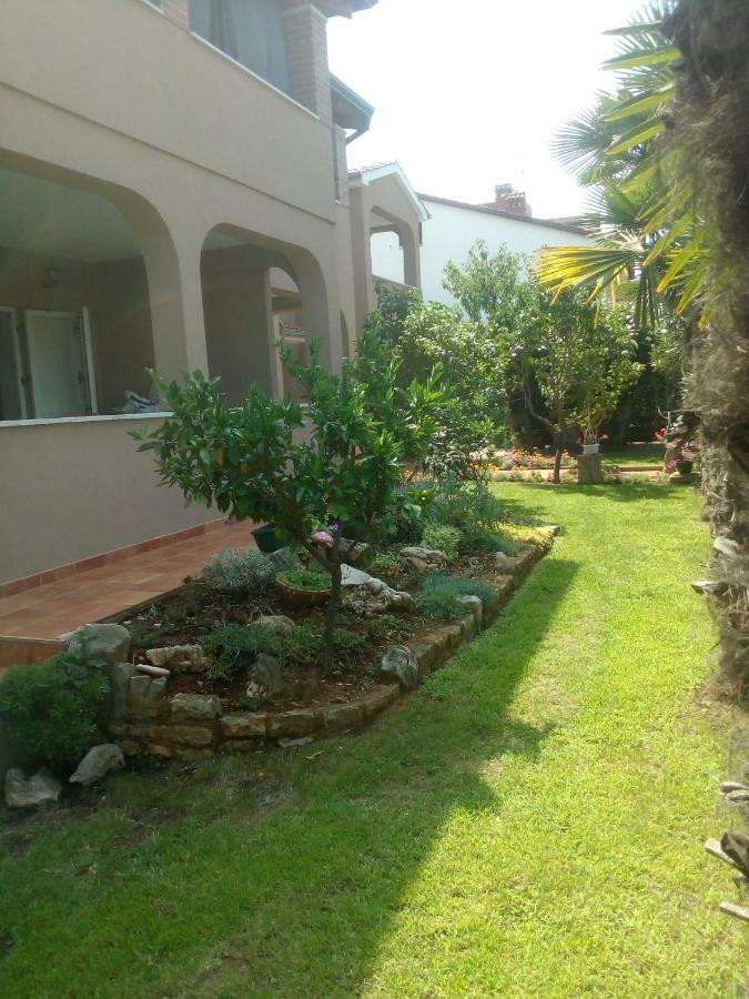 Apartments Sven-Marino Poreč Eksteriør bilde